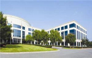 One Deerfield Centre office building in the North Fulton submarket of Alpharetta, GA. Find out more about this attractive office space sublease opportunity.
