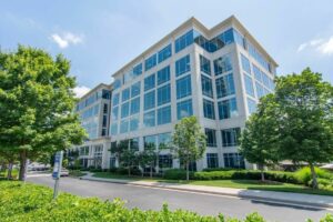 Parkway at Avalon office building in the North Fulton submarket of Alpharetta, GA. Find out more about this attractive office space sublease opportunity.