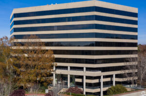 The Pointe - Building 400 office building in the Central Perimeter submarket of Atlanta, GA. Find out more about this attractive office space sublease opportunity.